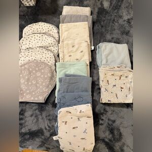 Baby Blanket and Burp Cloth Bundle
